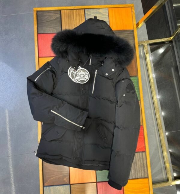 Moose Knuckles jacket Black/Black Fur - Image 3